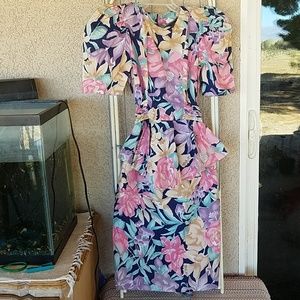 Vintage 80's Spring Lilies Peplum Wiggle Dress